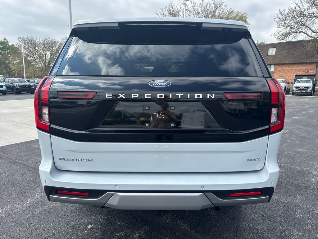 Used 2025 Ford Expedition Max Platinum w/ Platinum Ultimate Package AWD/4WD image 9