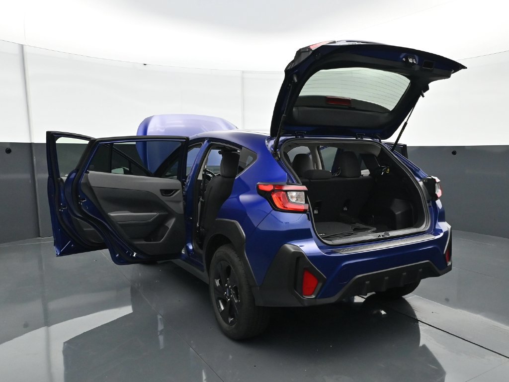 Used 2024 Subaru Crosstrek 2.0i AWD/4WD image 32