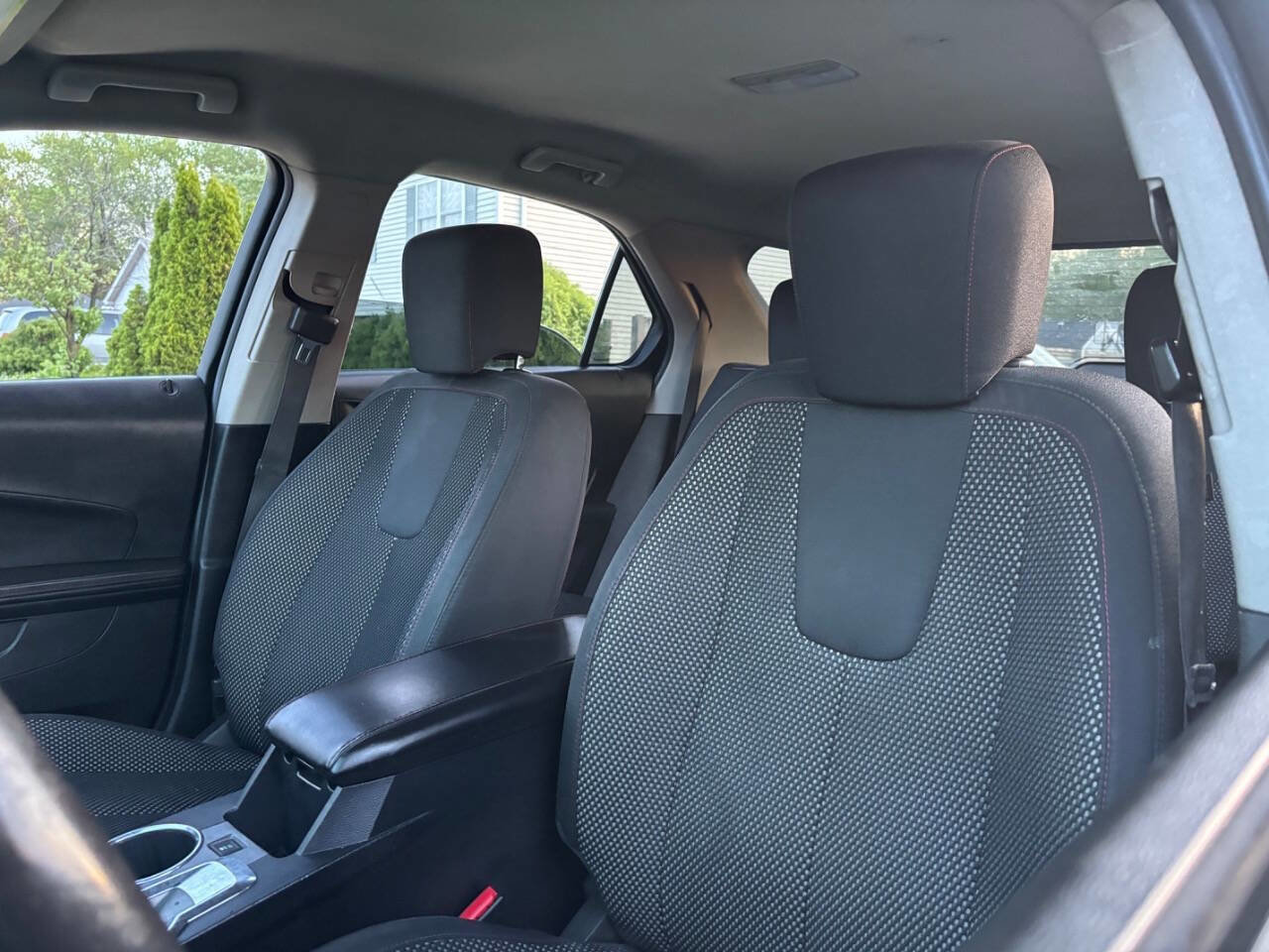 Used 2015 Chevrolet Equinox LT FWD image 11