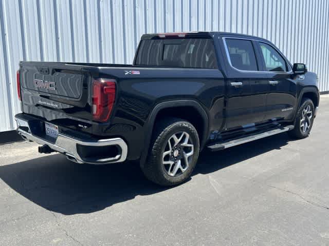 Used 2024 GMC Sierra 1500 SLT w/ SLT Premium Plus Package AWD/4WD image 5