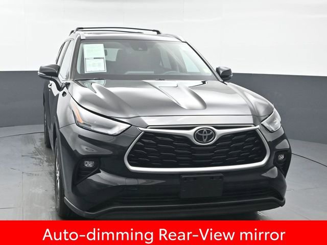 Used 2023 Toyota Highlander XLE FWD image 10