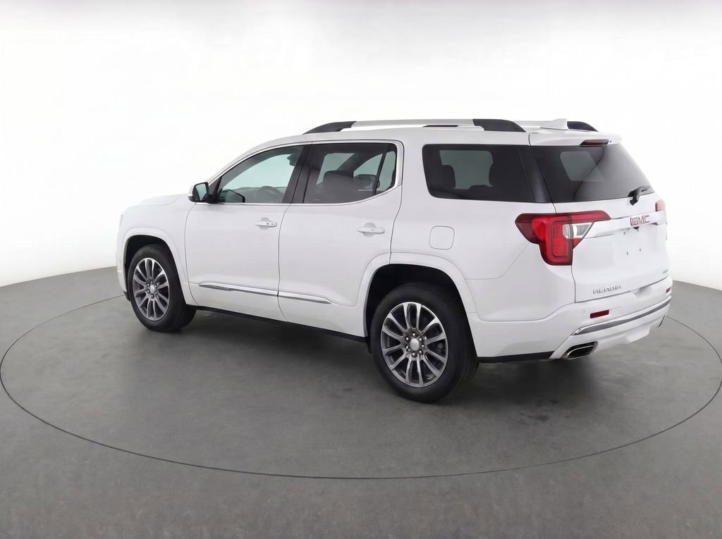 Used 2023 GMC Acadia Denali AWD/4WD image 3
