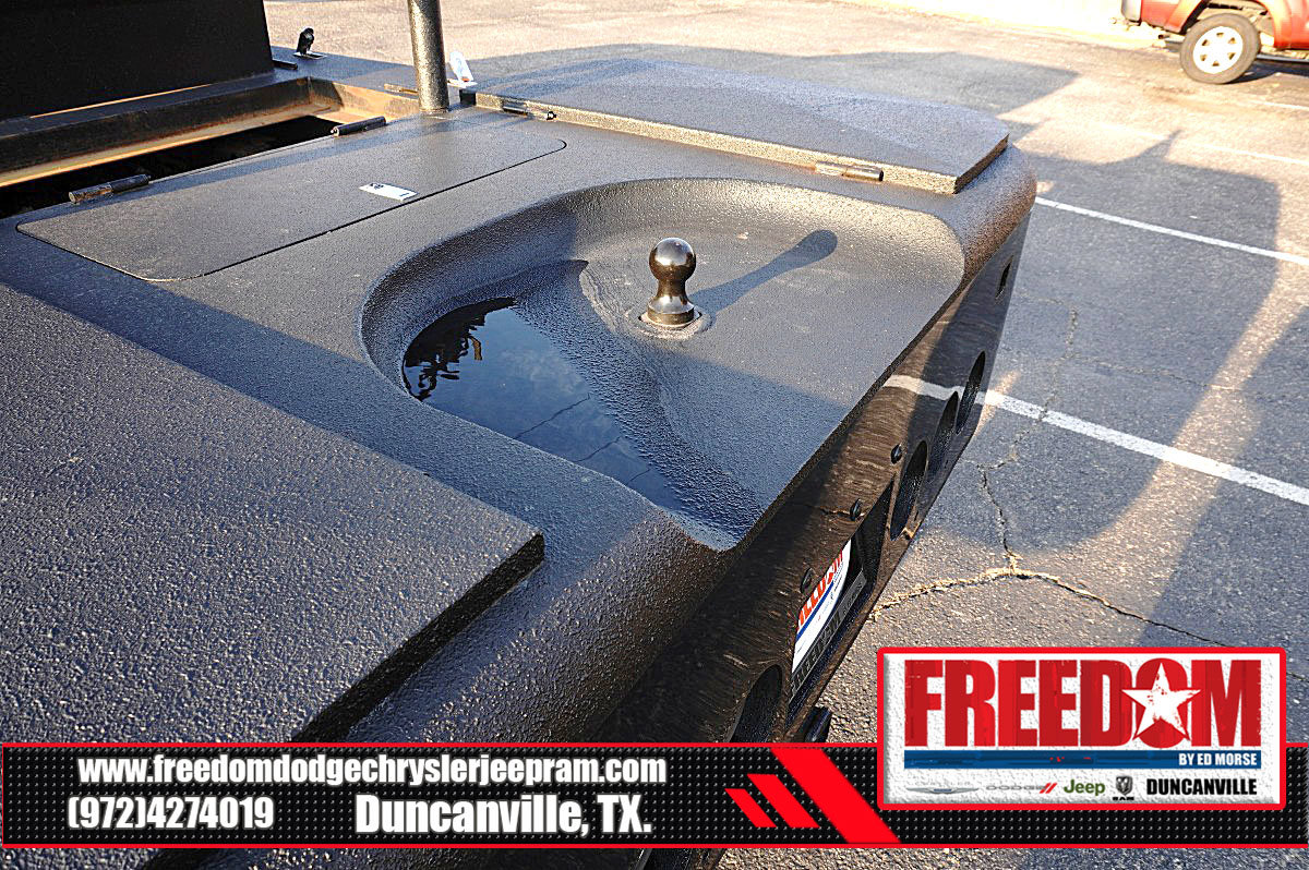 Used 2024 RAM 3500 Tradesman w/ Chrome Appearance Group AWD/4WD image 50