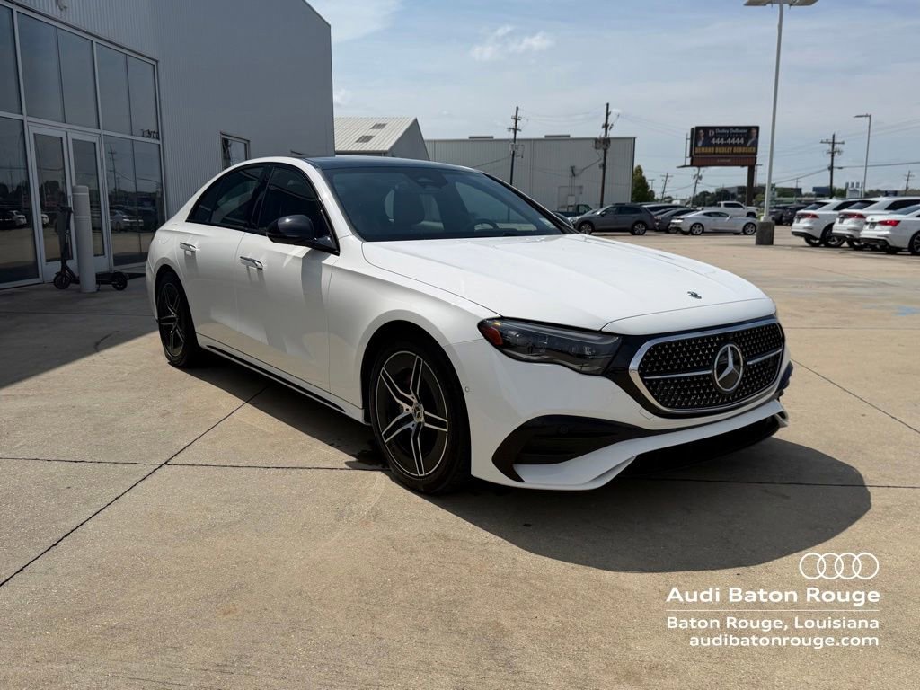 Used 2024 Mercedes-Benz E 350 4MATIC Sedan image 5