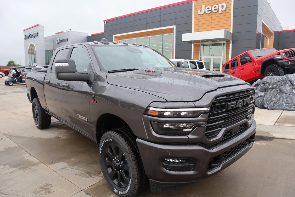 New 2025 RAM 2500 Laramie w/ Night Edition