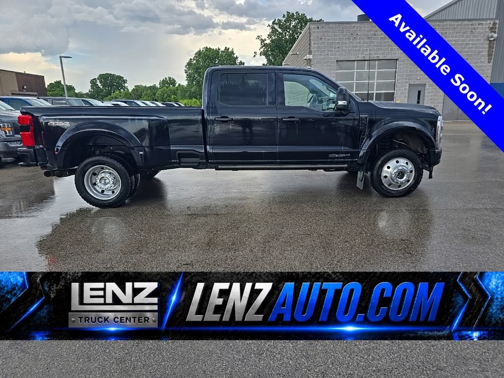 Used 2026 Ford F450 Platinum AWD/4WD image 1