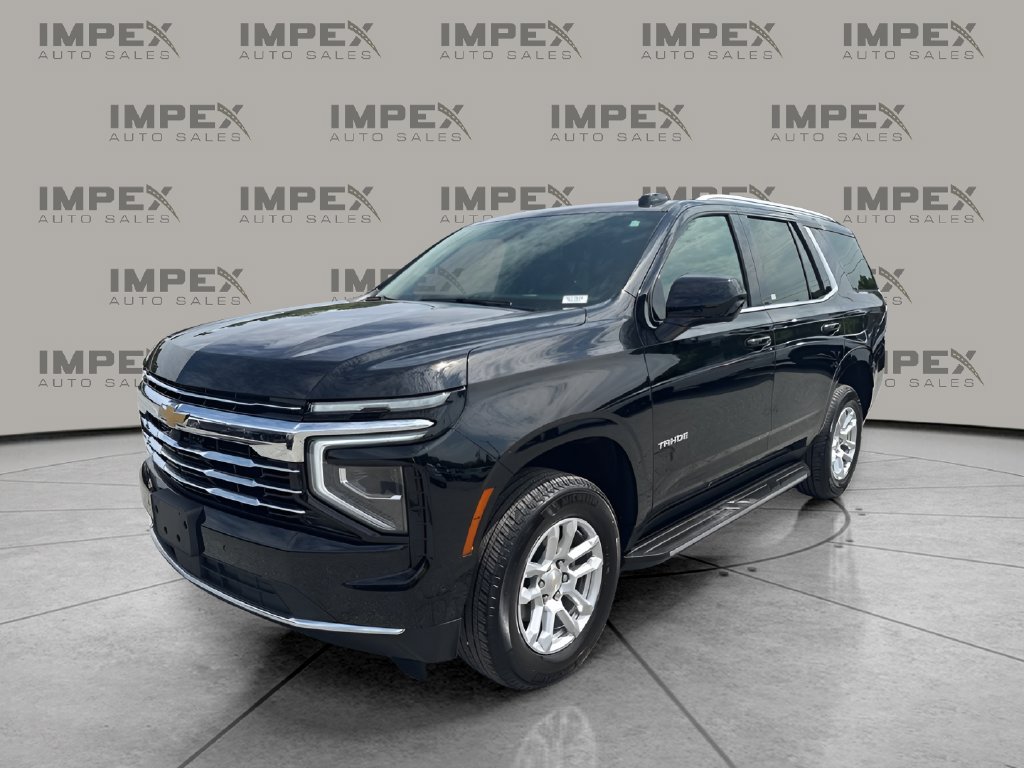 Used 2025 Chevrolet Tahoe LT AWD/4WD image 1
