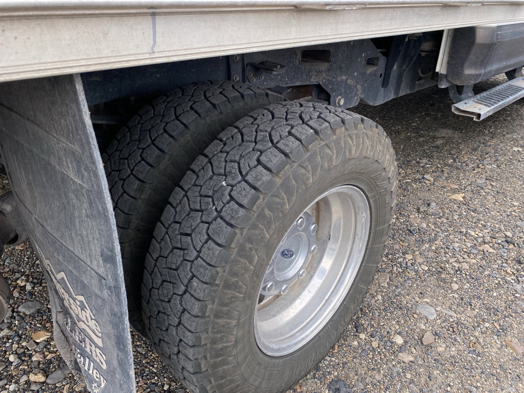 Used 2017 Ford F350 Lariat w/ Lariat Ultimate Package image 6