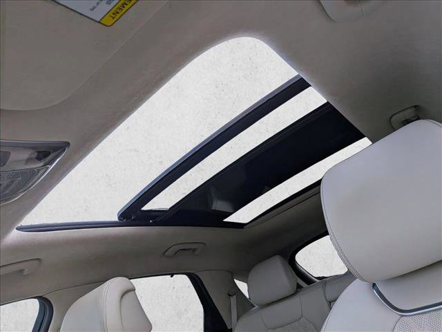 Used 2023 Genesis GV70 3.5T Sport w/ Sport Prestige Package image 17