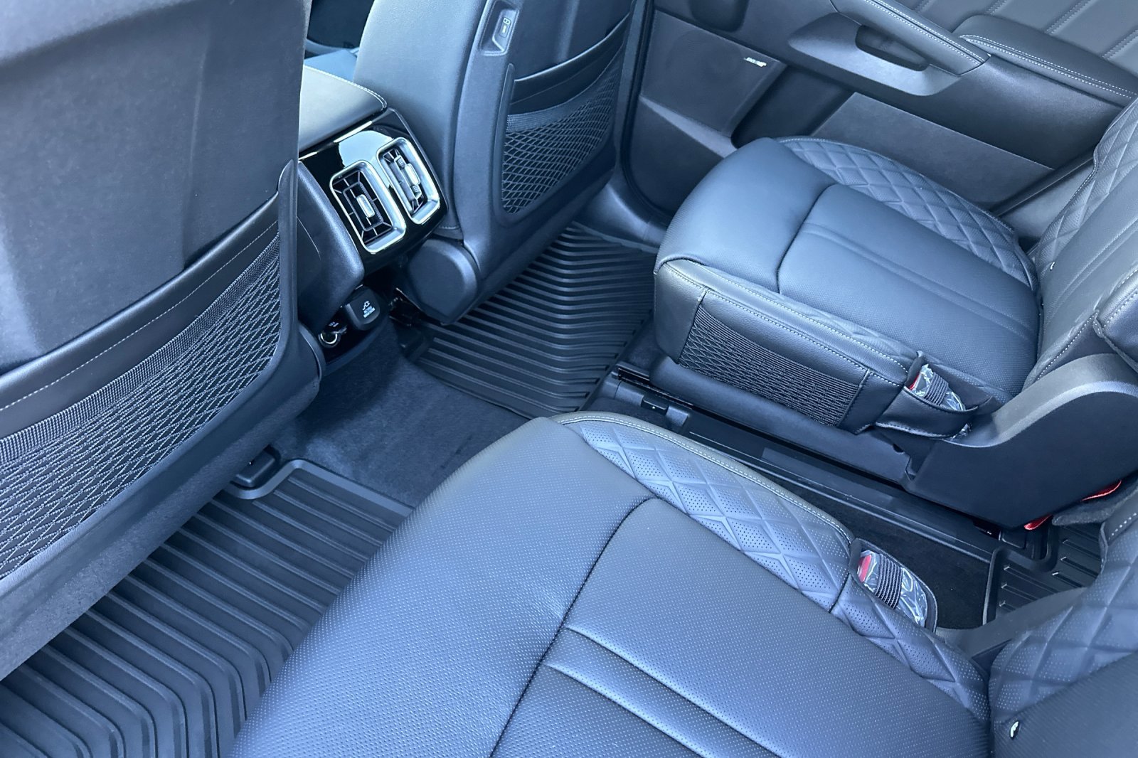 New 2026 Kia Sorento EX image 13