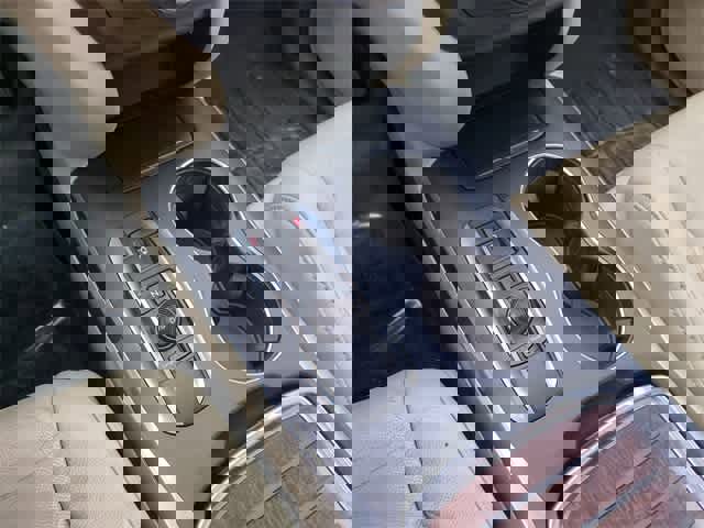 Used 2018 Acura MDX SH-AWD image 34