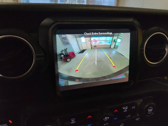 Used 2021 Jeep Wrangler Unlimited Sahara w/ Uconnect 4C Nav & Sound Group image 21