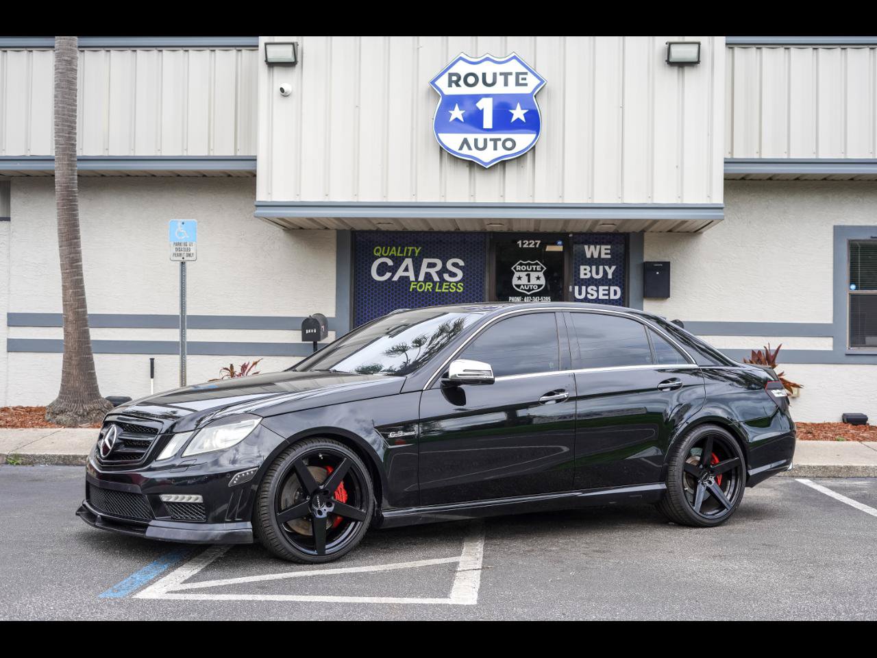 Used 2010 Mercedes-Benz E 63 AMG Sedan image 1