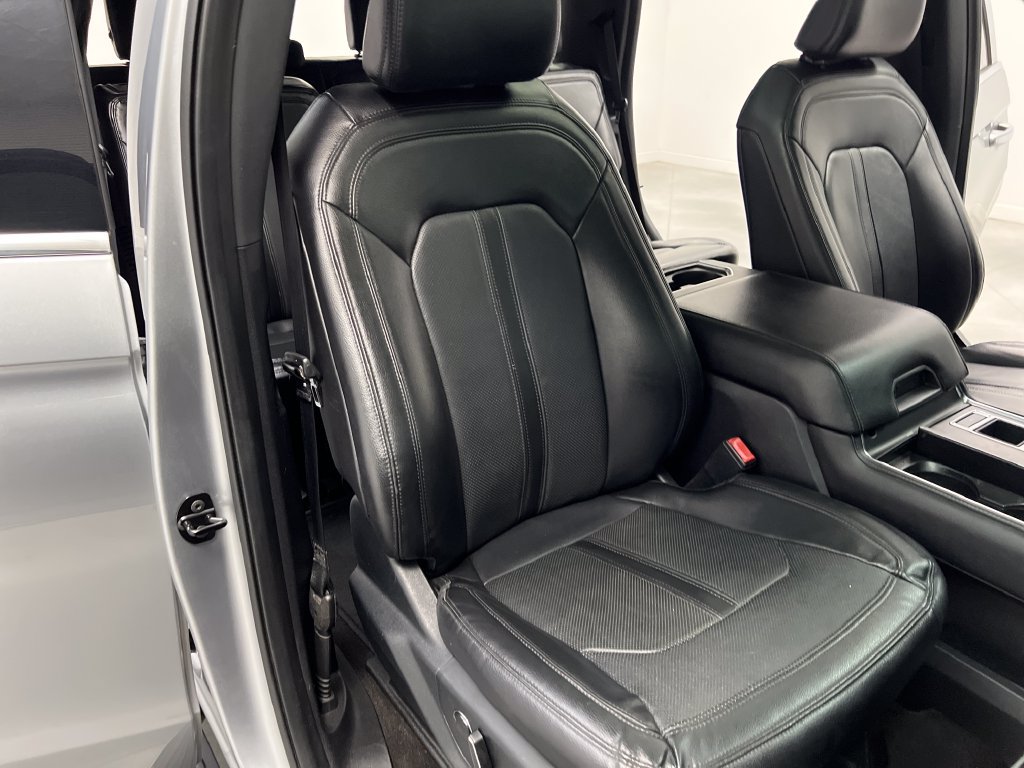 Used 2021 Ford Expedition Limited RWD image 29