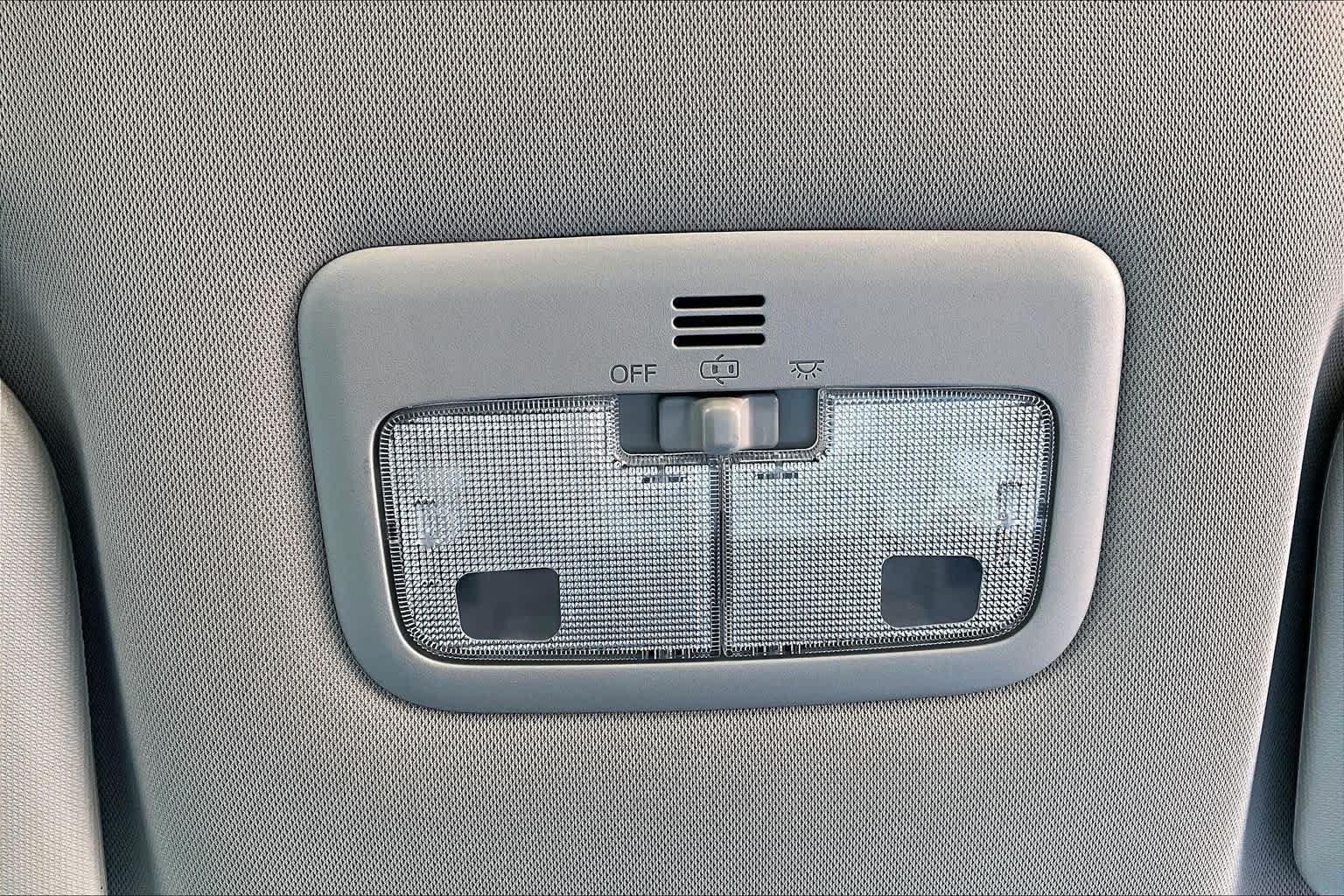 Used 2015 Toyota Corolla S FWD image 34