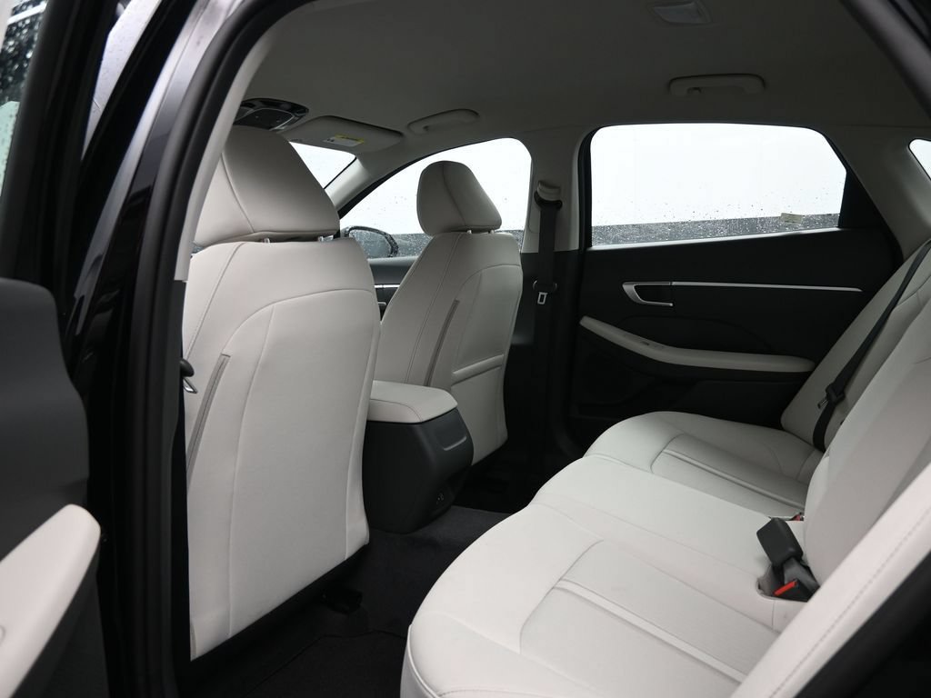 New 2026 Hyundai Sonata SEL AWD/4WD image 24