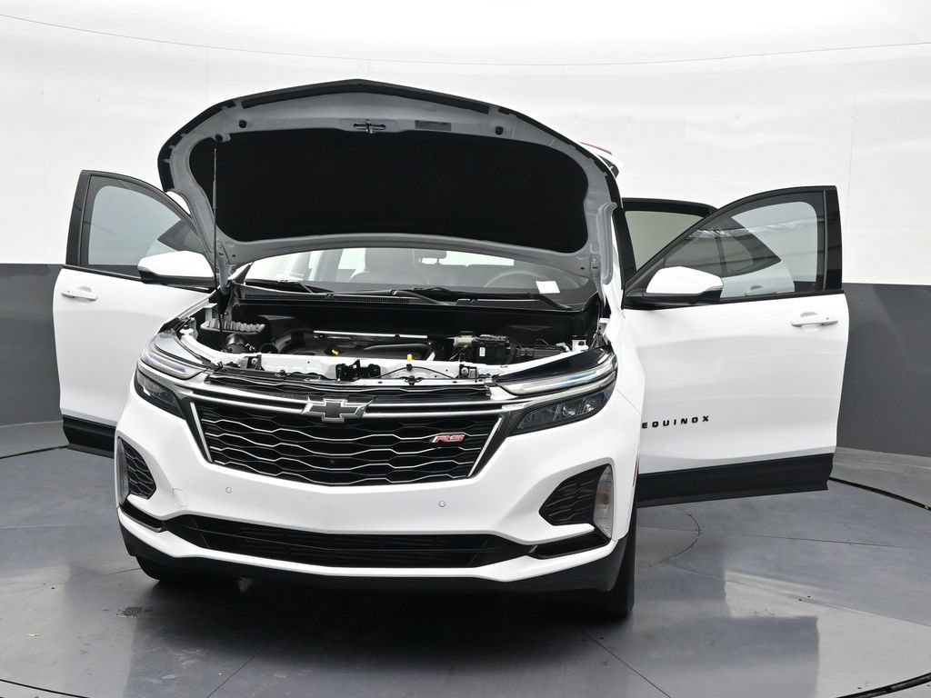 Used 2023 Chevrolet Equinox RS w/ RS Leather Package FWD image 36