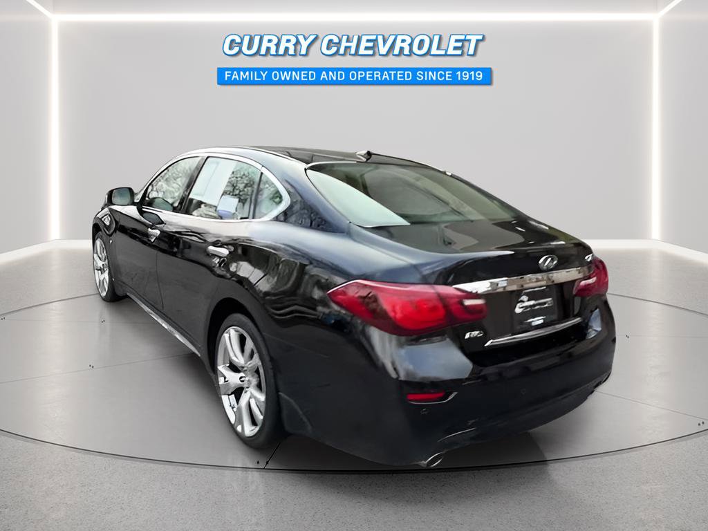 Used 2017 INFINITI Q70 L 3.7 AWD/4WD image 10