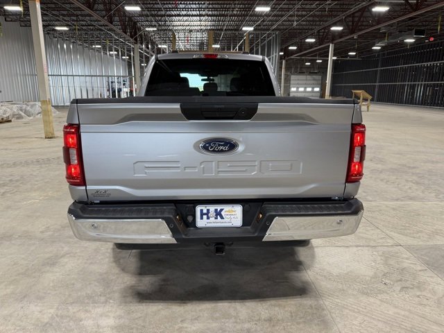 Used 2022 Ford F150 XLT w/ Trailer Tow Package image 5