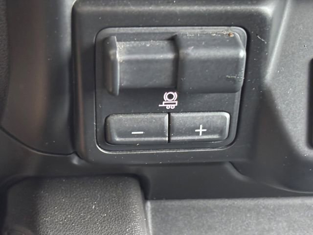 Used 2021 GMC Sierra 1500 SLT RWD image 32