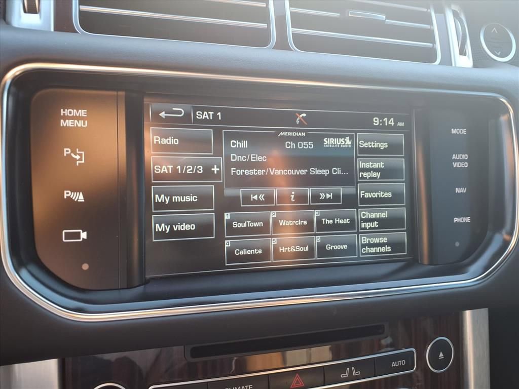 Used 2014 Land Rover Range Rover Supercharged image 14