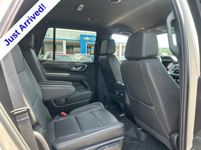 Used 2024 Chevrolet Tahoe Z71 w/ Luxury Package AWD/4WD image 33