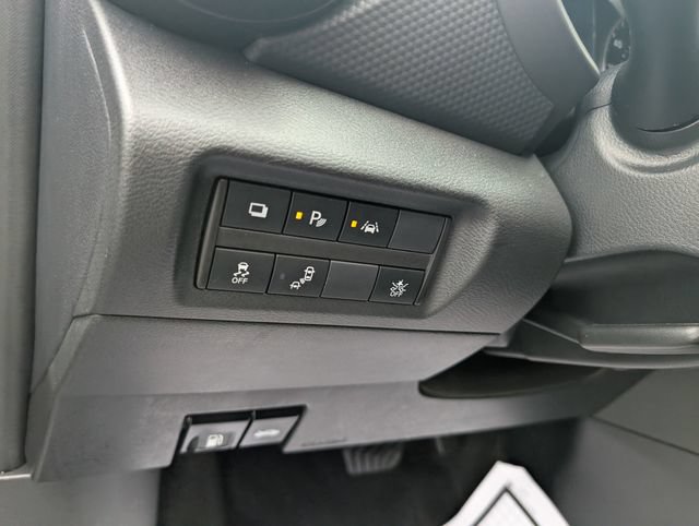 Certified 2025 Nissan Kicks Play S FWD image 16