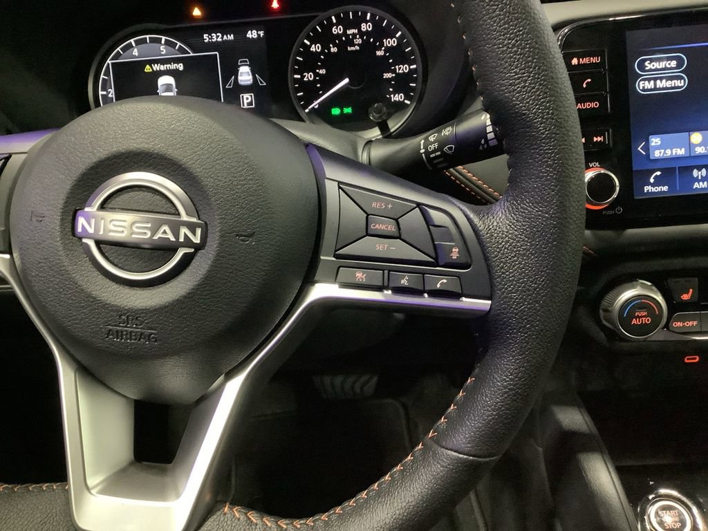 New 2025 Nissan Versa SR w/ Trunk Package image 20