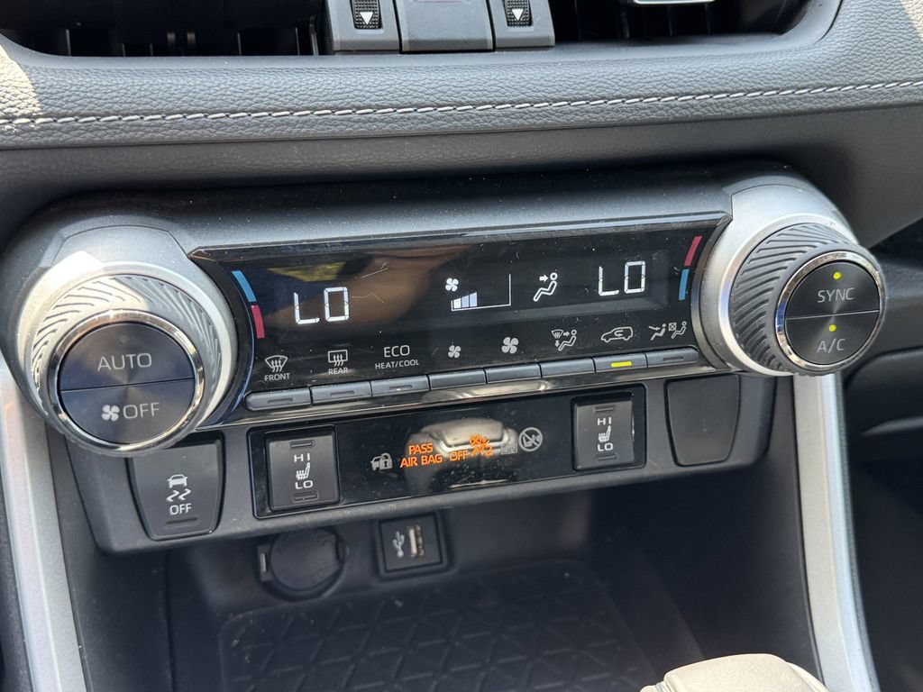 Used 2024 Toyota RAV4 XLE Premium w/ Weather Package AWD/4WD image 21