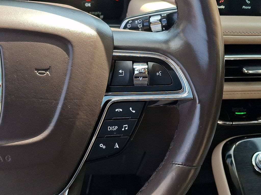 Used 2023 Lincoln Nautilus Reserve AWD/4WD image 21