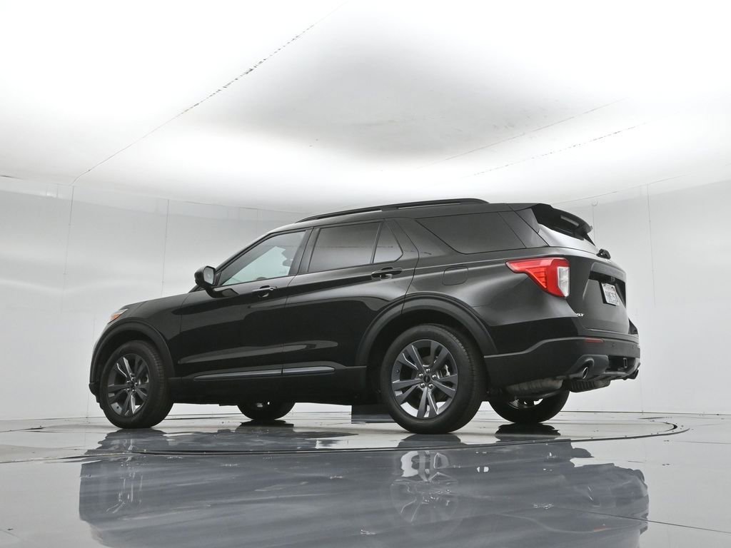 Used 2023 Ford Explorer XLT w/ Equipment Group 202A image 53