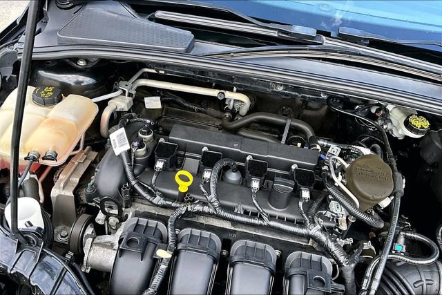 Used 2015 Ford Focus SE image 33
