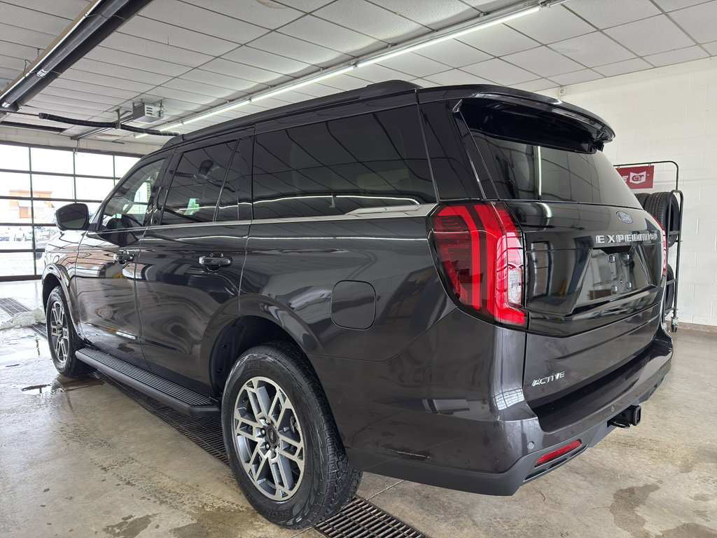 New 2025 Ford Expedition Active image 2