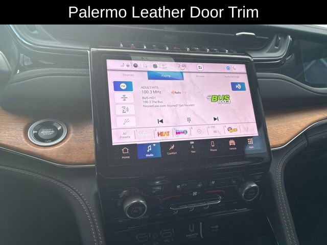 Used 2022 Jeep Grand Cherokee Summit image 14