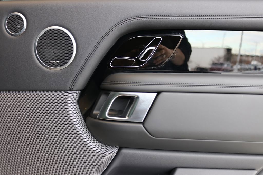 Used 2021 Land Rover Range Rover P525 Westminster Edition LWB image 33