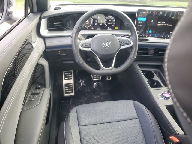 New 2026 Volkswagen Tiguan SE R-Line AWD/4WD image 11