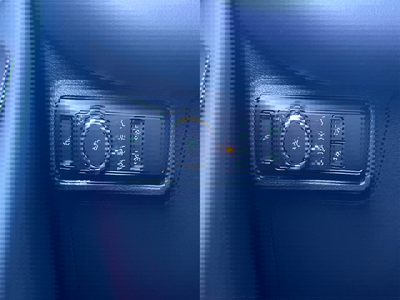 New 2026 Ford Explorer ST w/ Sun And Sound Package image 15