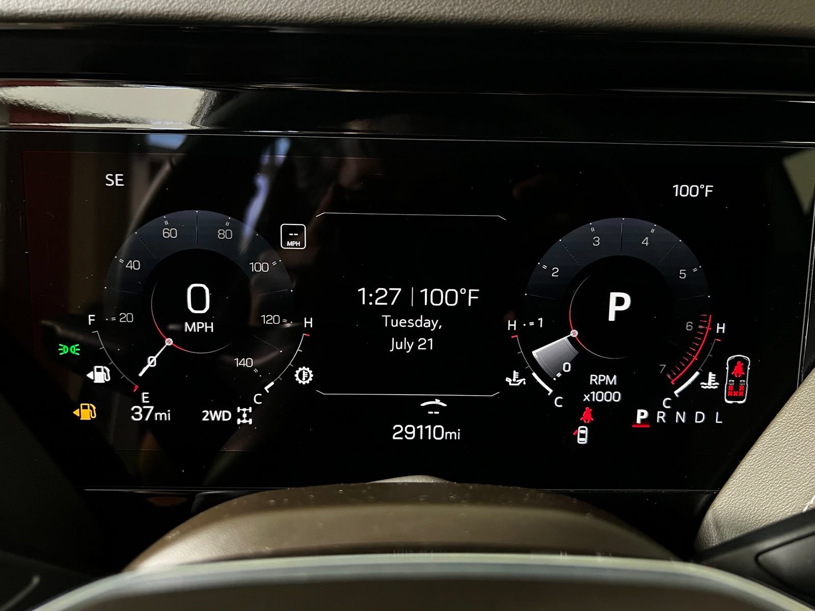 Used 2025 GMC Yukon Elevation AWD/4WD image 17