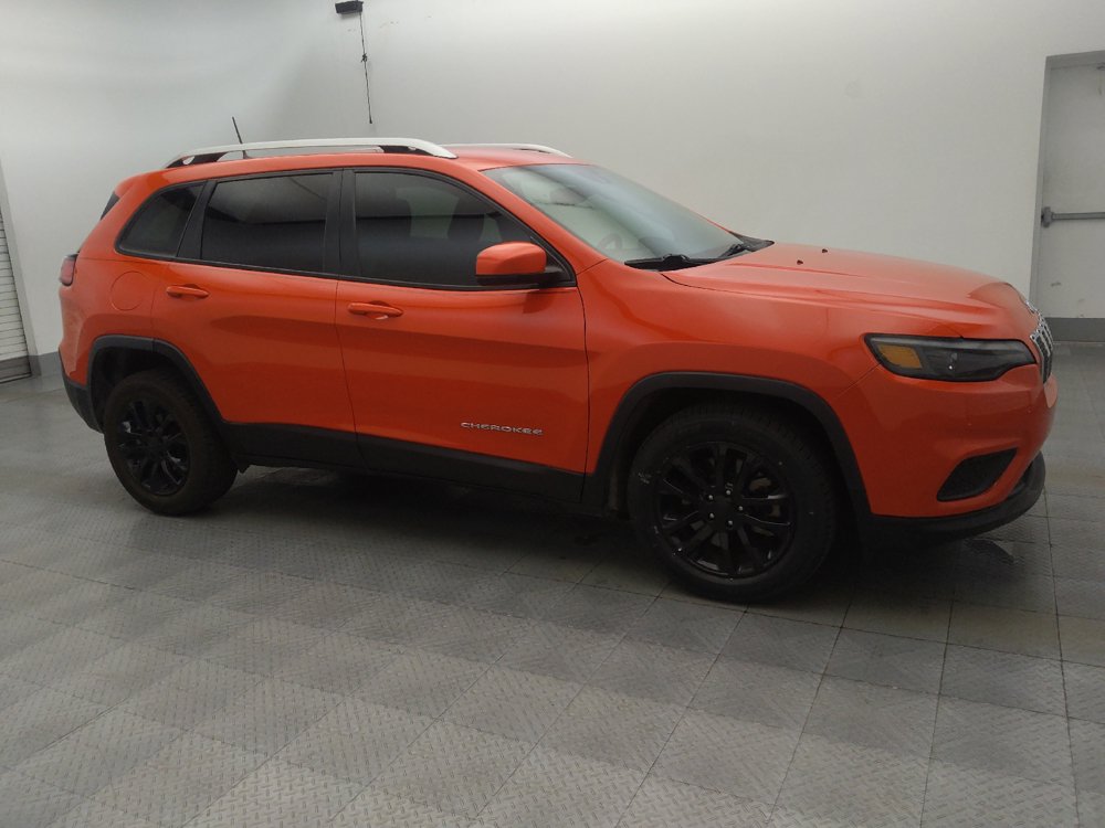 Used 2021 Jeep Cherokee Latitude FWD image 11