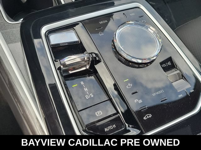 Used 2023 BMW 740i RWD image 40