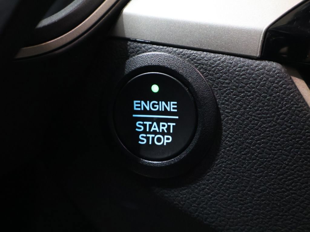 Used 2022 Ford Escape SE w/ Cold Weather Package image 26