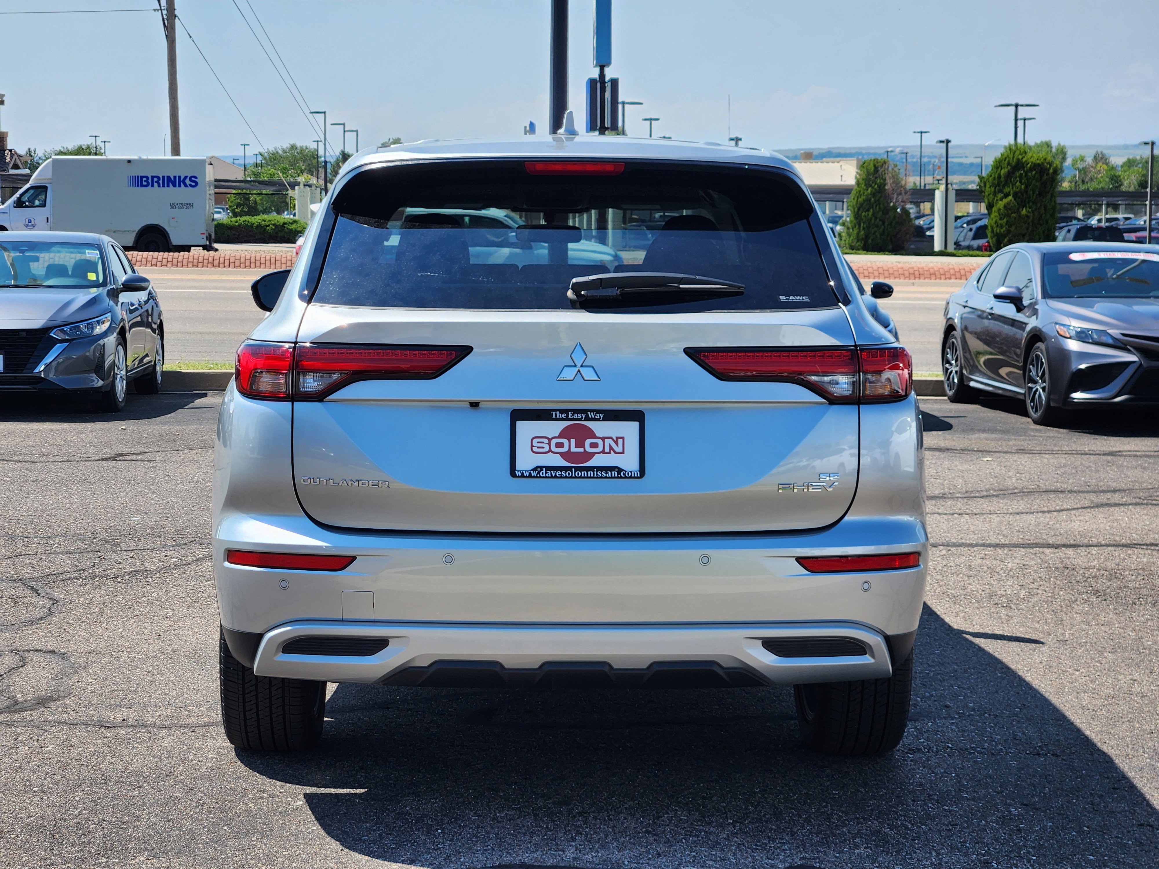 New 2025 Mitsubishi Outlander SE image 4