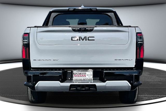 Used 2025 GMC Sierra EV Denali image 5