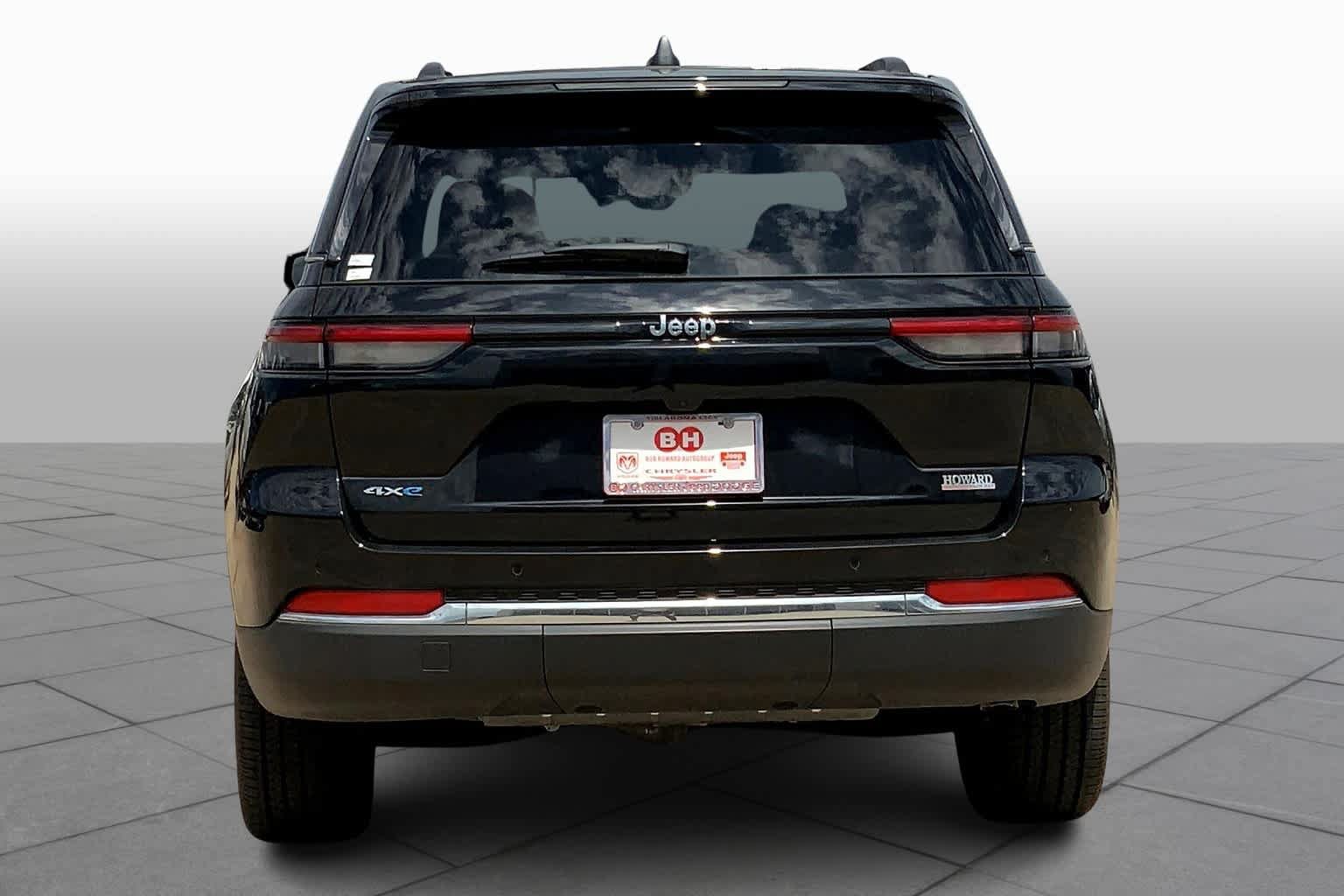 New 2023 Jeep Grand Cherokee 4WD 4xe image 4