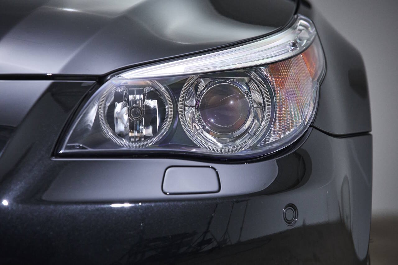 Used 2006 BMW M5 RWD image 18