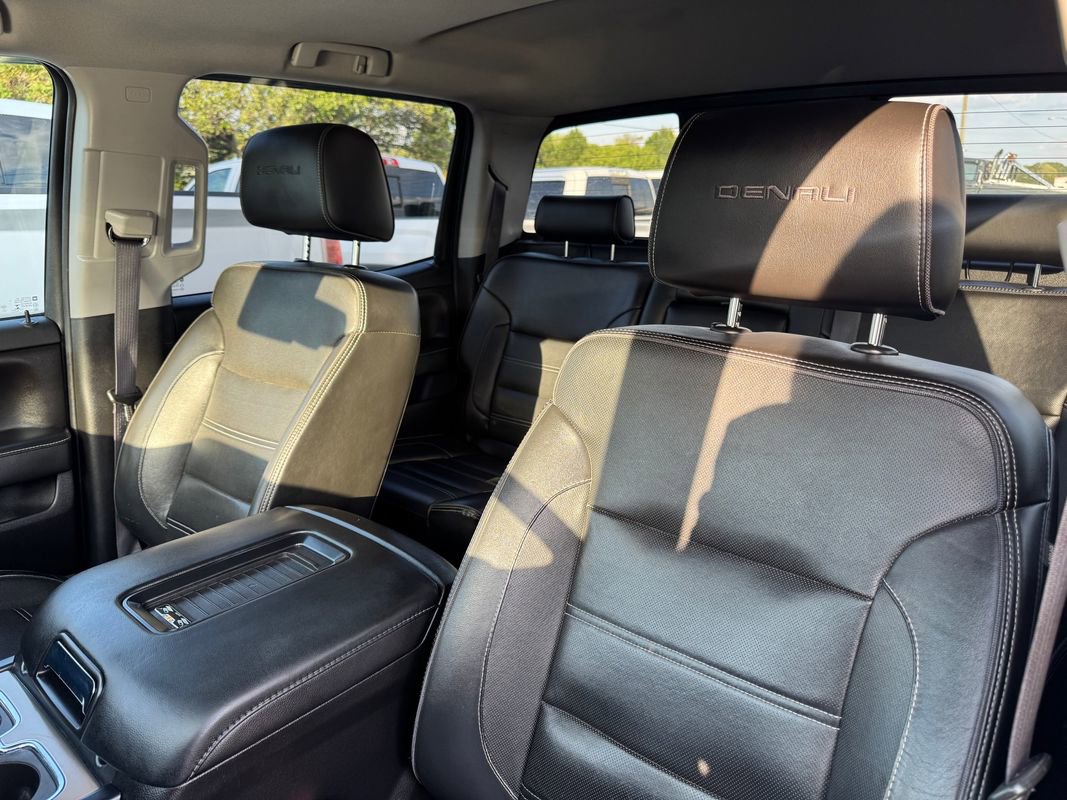 Used 2016 GMC Sierra 3500 Denali w/ Duramax Plus Package image 9