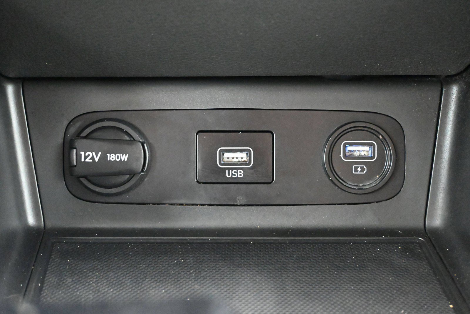 Certified 2023 Hyundai Sonata SE w/ Cargo Package FWD image 18