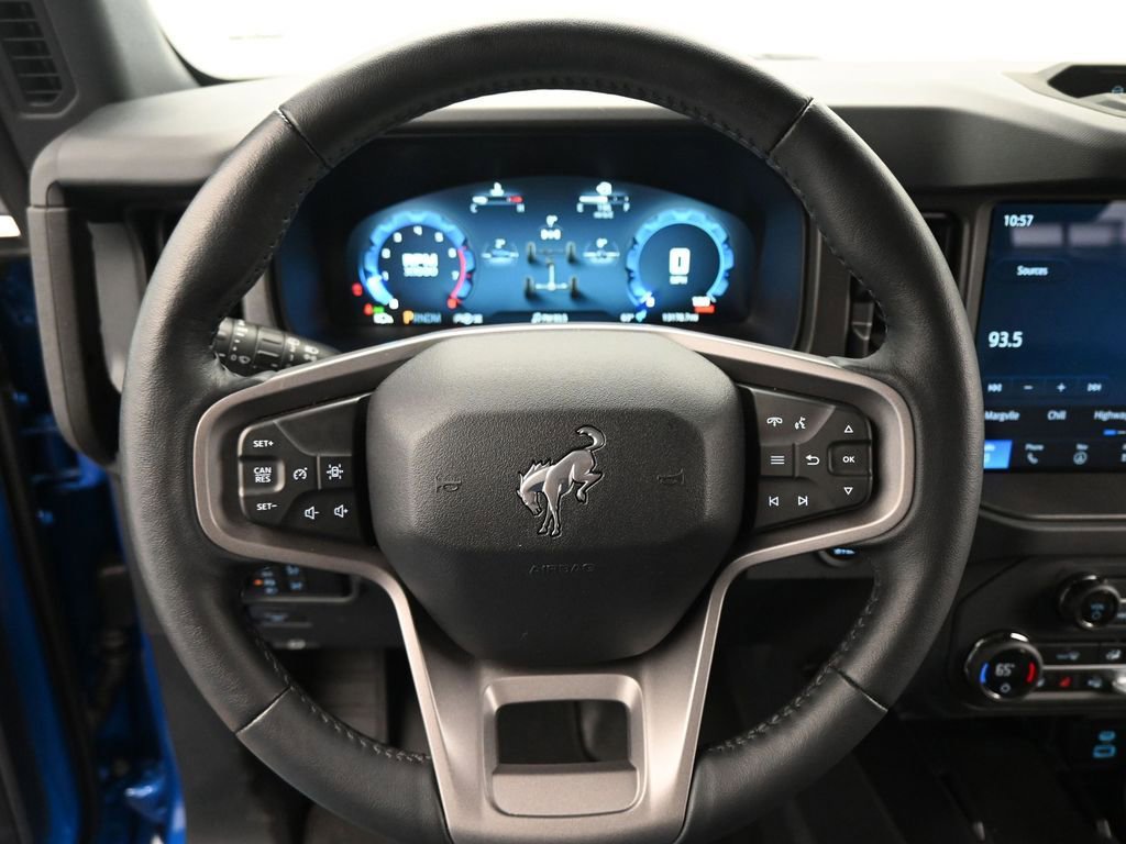 Certified 2025 Ford Bronco Badlands image 11