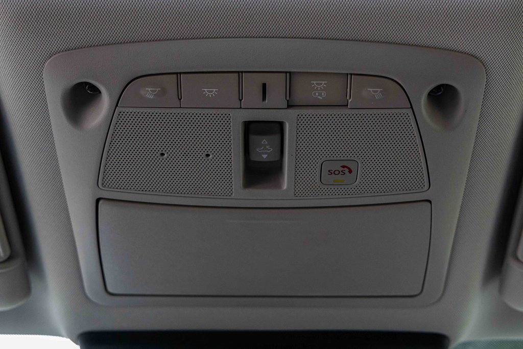 Certified 2023 Nissan Armada SL image 17