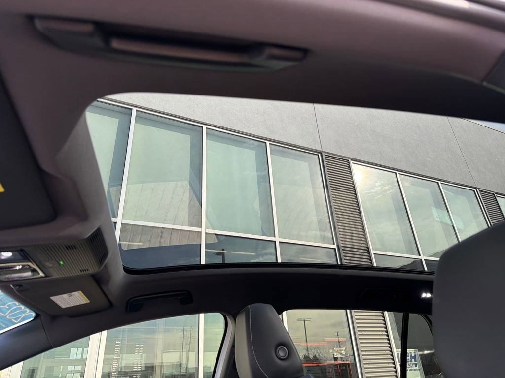 Certified 2023 Volkswagen ID.4 Pro S Plus image 24